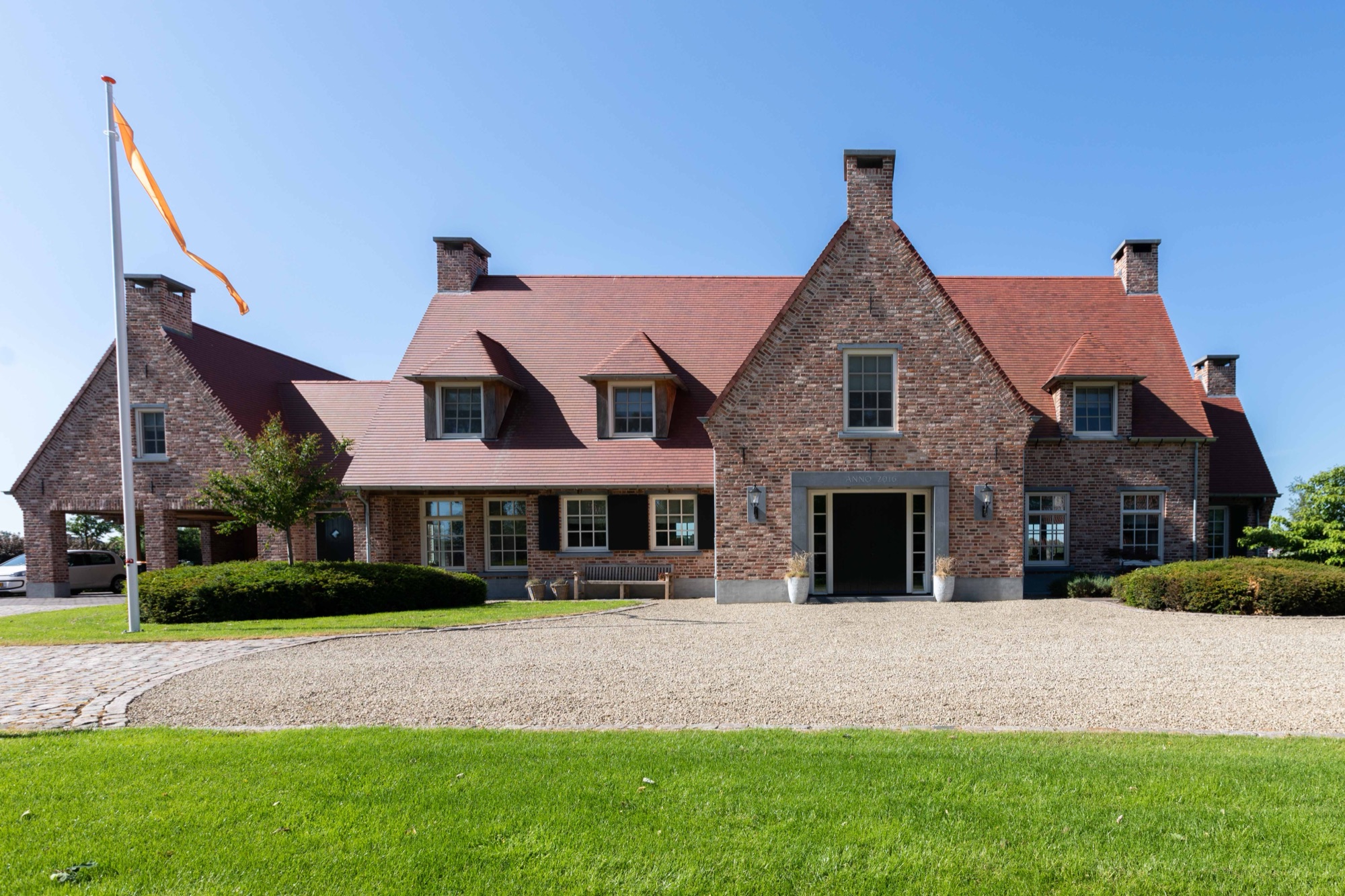 VILLA ENTER