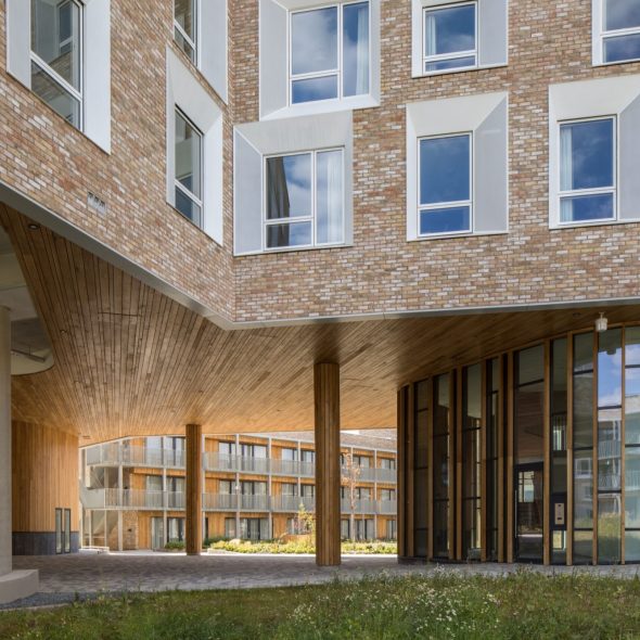 UNIVERSITEIT CAMPUS CAMBRIDGE UK